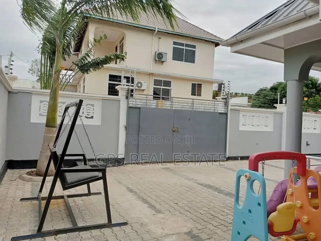 3bdrm House in Boko Basihaya, Kinondoni for sale