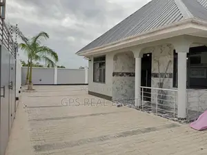 3bdrm House in Boko Basihaya, Kinondoni for sale