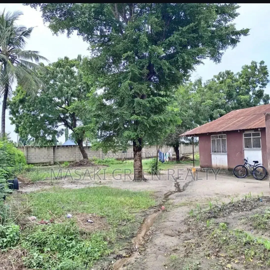 1330 SQM Plot for Sale at Salasala