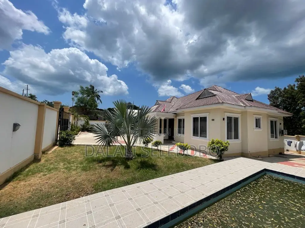 4bdrm Bungalow in Kigamboni Mji Mwema for sale