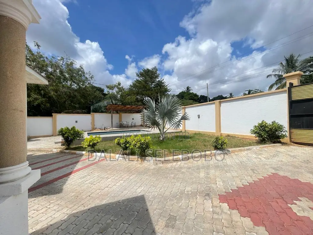 4bdrm Bungalow in Kigamboni Mji Mwema for sale