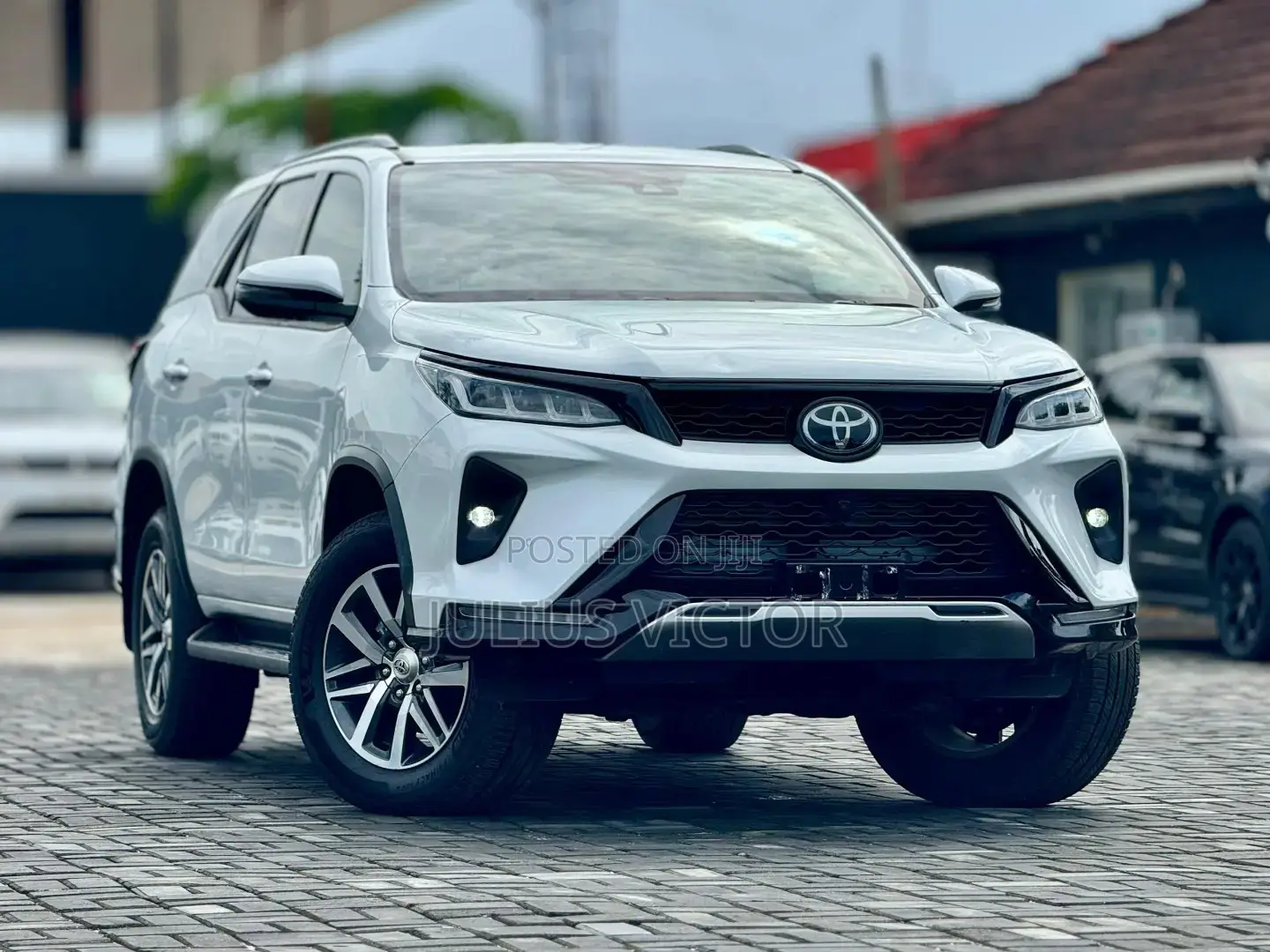 Toyota Fortuner 2023 White