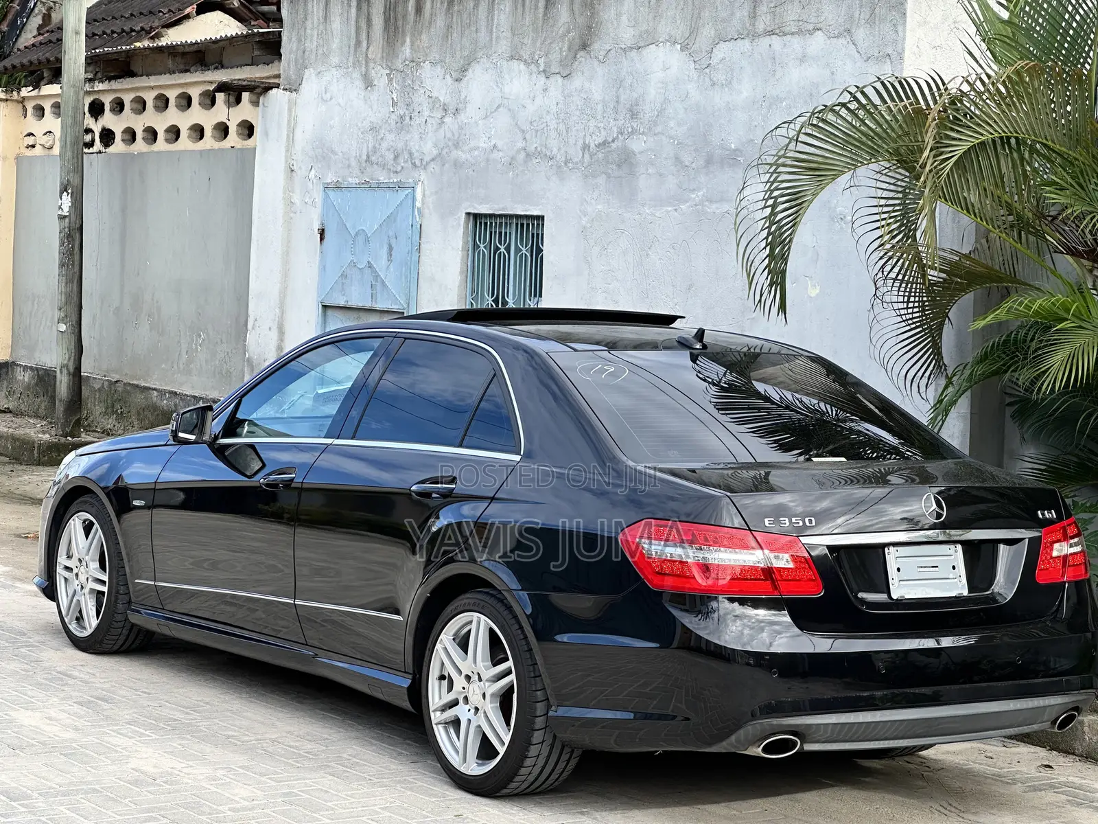 Mercedes-Benz E350 2012 Black