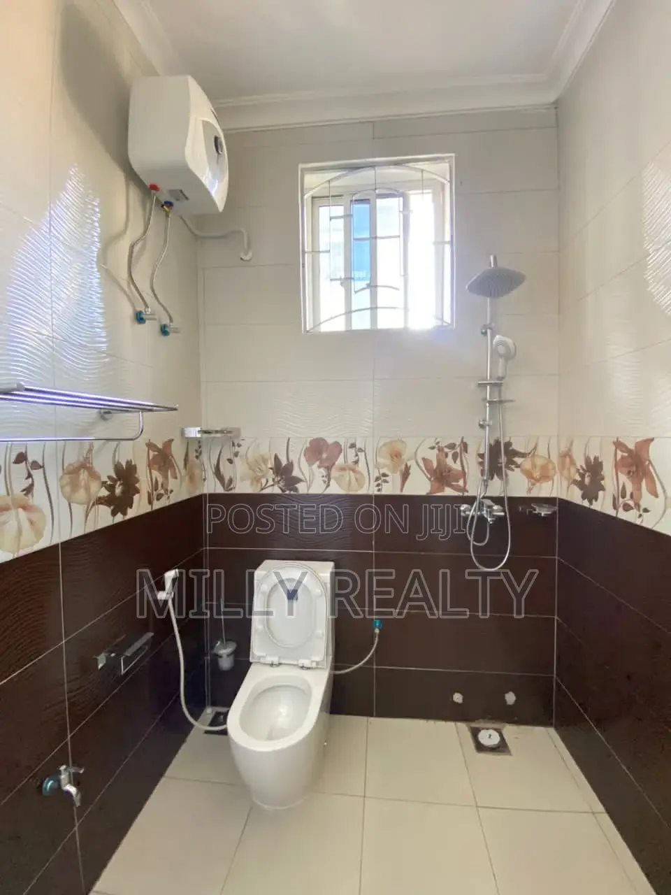 5bdrm House in Mbweni Malindi Near, Kinondoni for sale