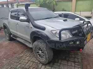 Toyota Hilux 2009 Silver