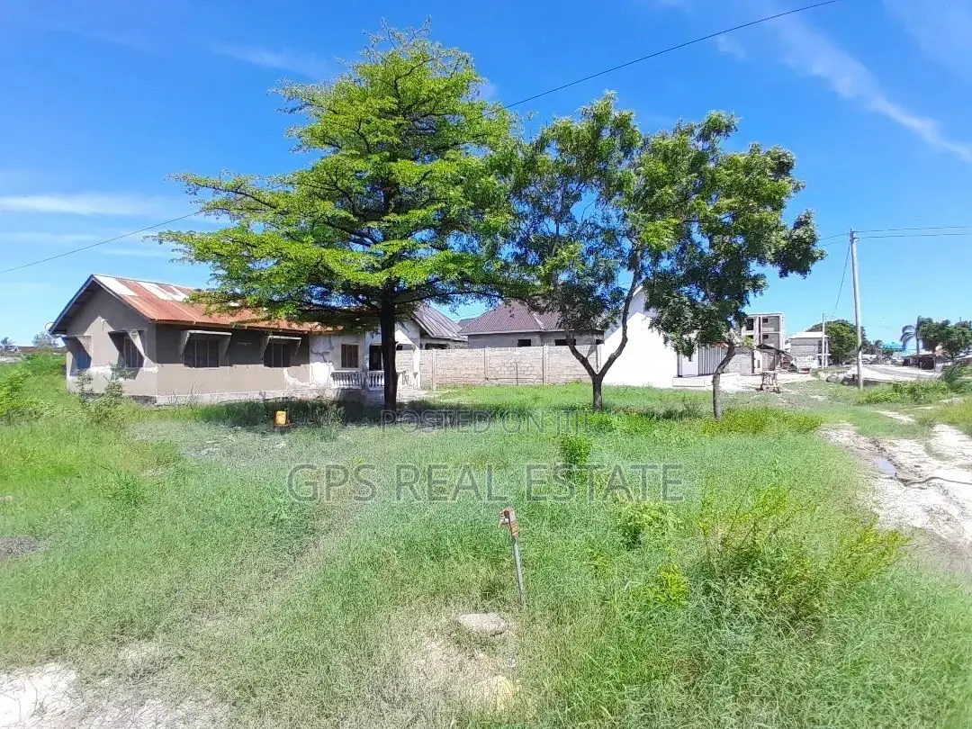 4bdrm House in Mbweni Maputo, Kinondoni for sale