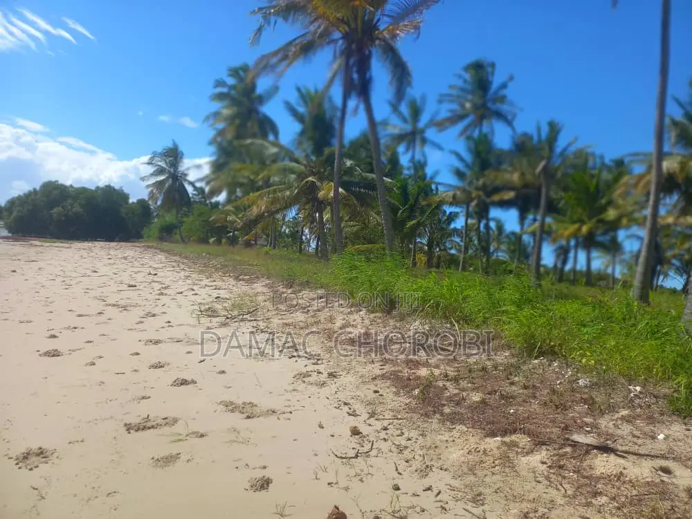 Baach Plot for Sale Locton Kilwa