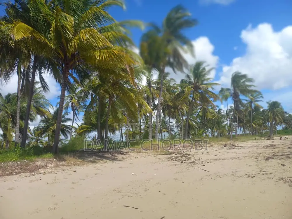 Baach Plot for Sale Locton Kilwa