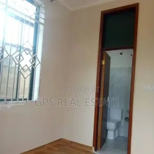 6bdrm Apartment in Ununio, Kinondoni for sale