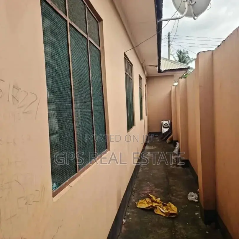 6bdrm House in Mbagala Zackiem, Temeke for sale