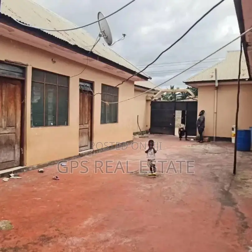 6bdrm House in Mbagala Zackiem, Temeke for sale