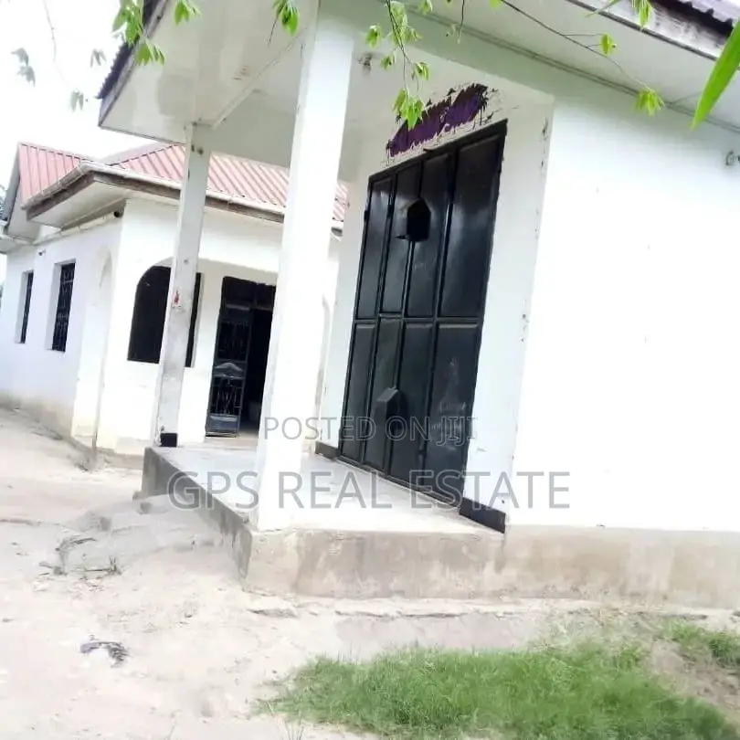 3bdrm House in Kimara Suka, Kinondoni for sale