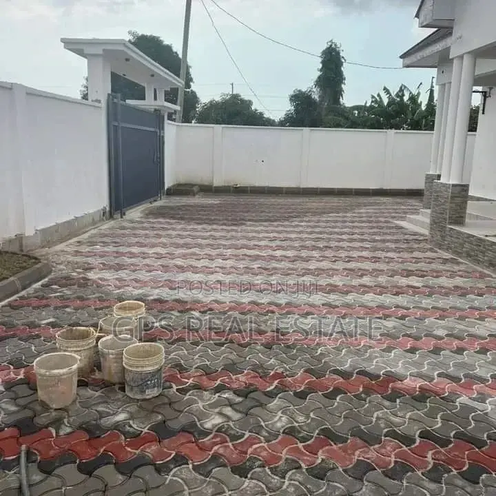 4bdrm House in Dege, Kigamboni for sale