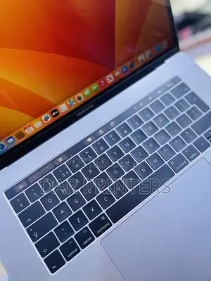 Laptop Apple MacBook Pro 2017 16GB Intel Core I7 SSD 1T