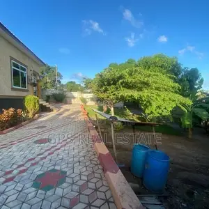 3bdrm House in Pugu Kajiungeni, Ilala for sale