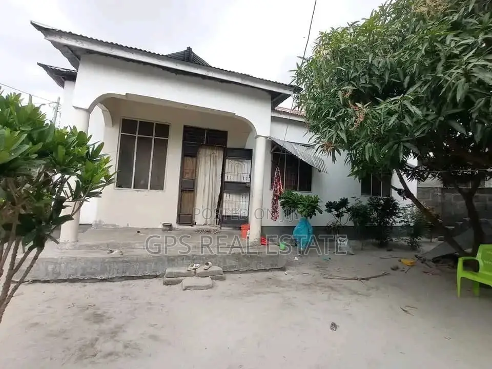 3bdrm House in Kivule Makonde, Ilala for sale