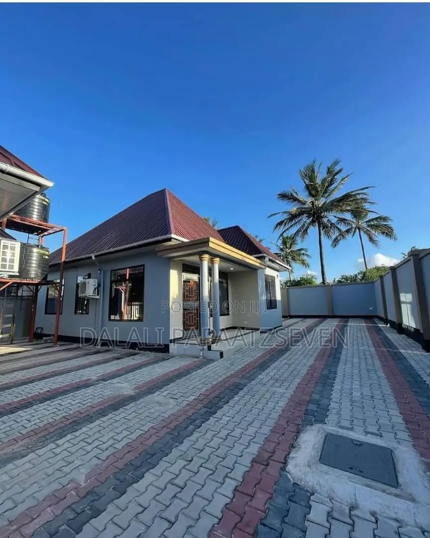 3bdrm Apartment in Dalalipapaatzseven, Kinondoni for rent