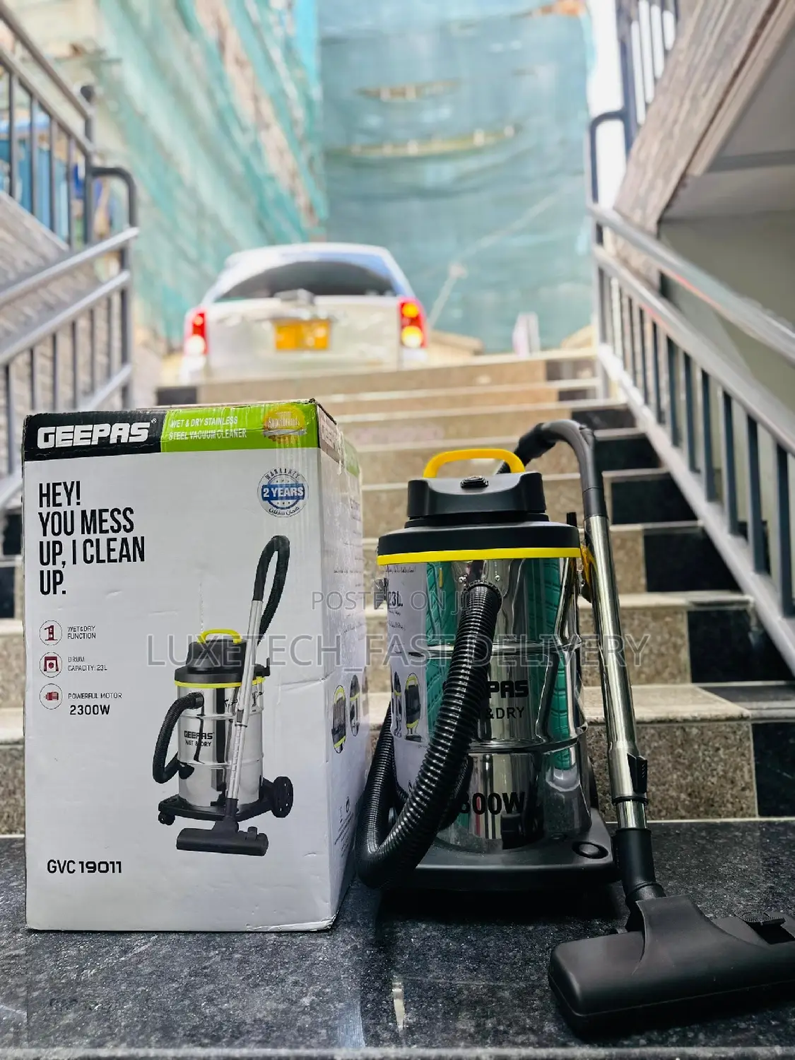 Geepas Wet and Dry Vacuum Cleaner 23l Stainless Steel