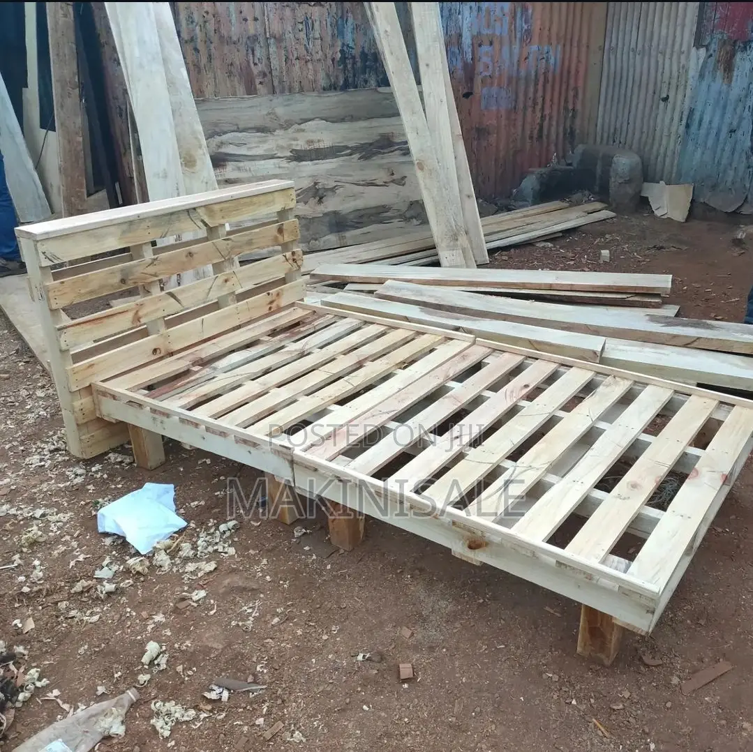 Kitanda Kizuri Sana Simple Bei Yetu Ni Poa