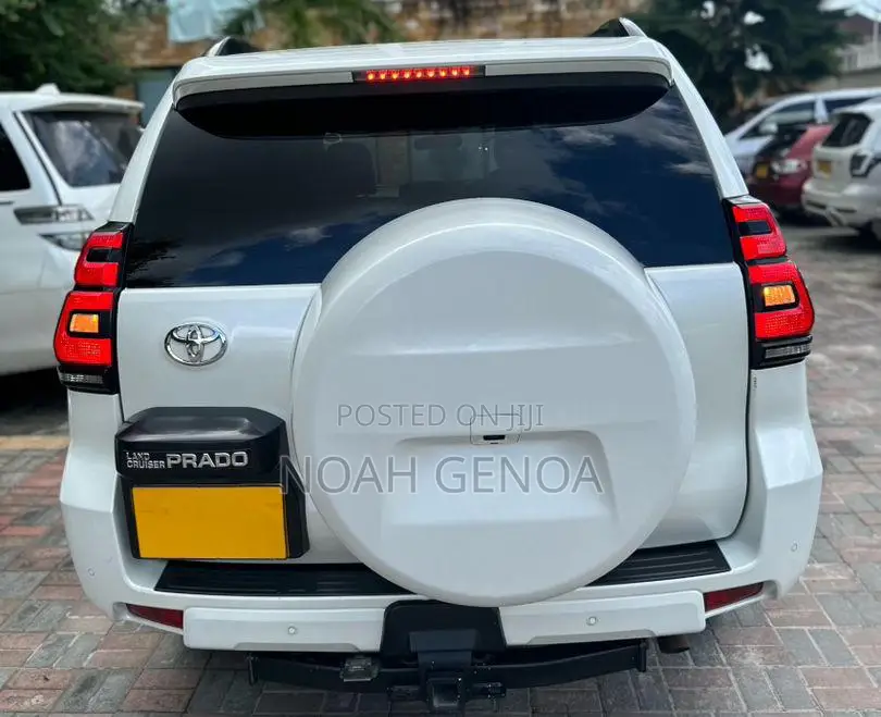 Toyota Land Cruiser Prado 2.8 2020 White