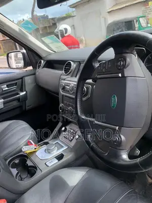 Land Rover Discovery 2013 Silver