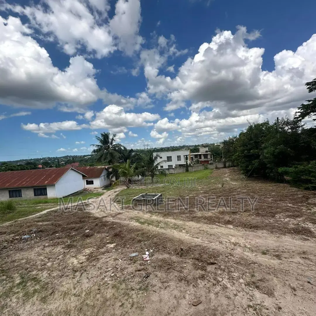 5000 SQM Plot for Sale at Goba