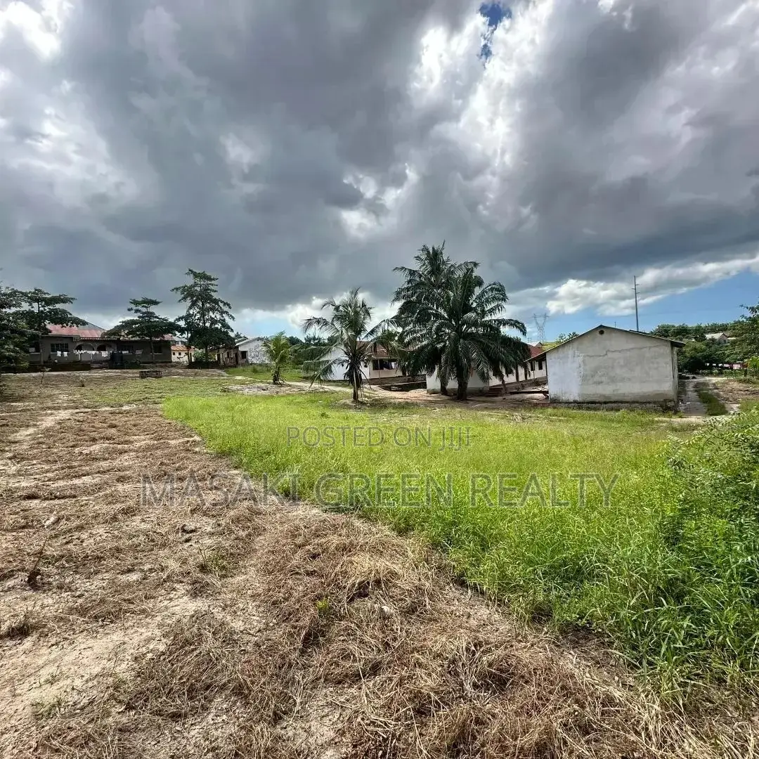 5000 SQM Plot for Sale at Goba
