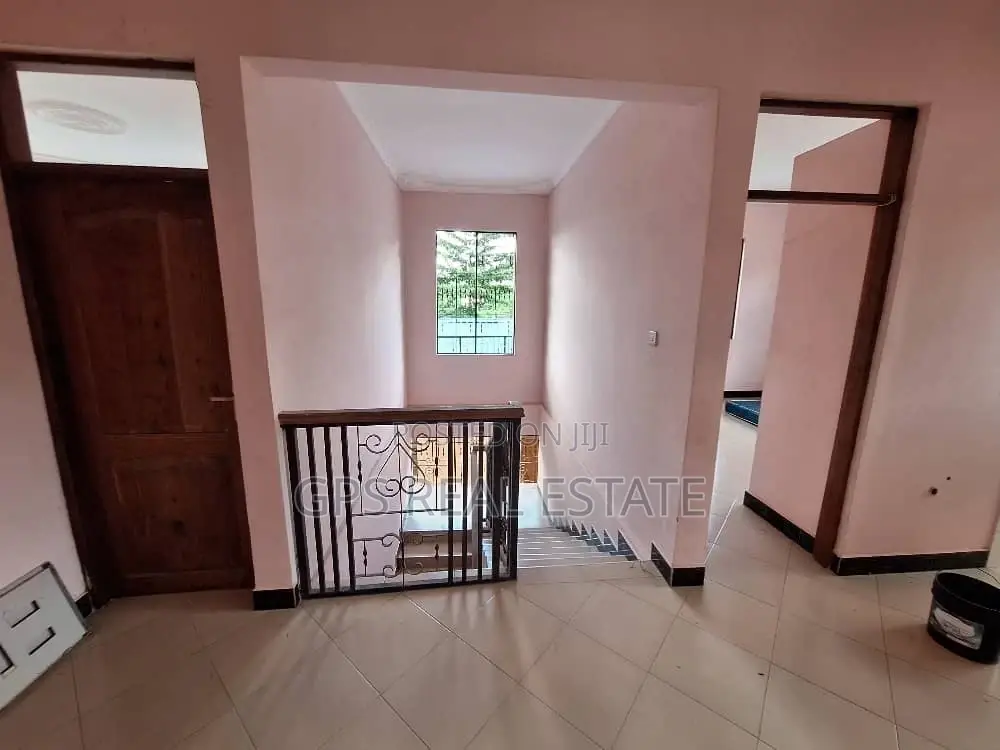 6bdrm House in Kinyerez Kibaga B, Kinondoni for sale