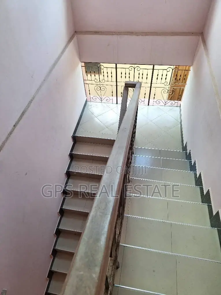 6bdrm House in Kinyerez Kibaga B, Kinondoni for sale