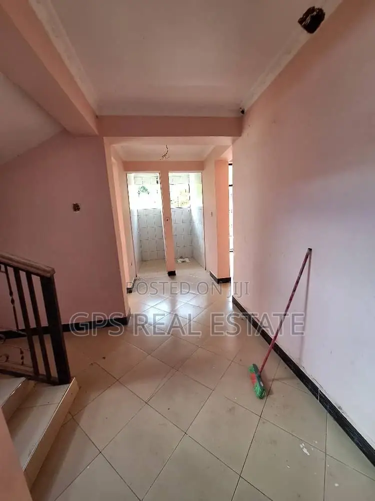 6bdrm House in Kinyerez Kibaga B, Kinondoni for sale