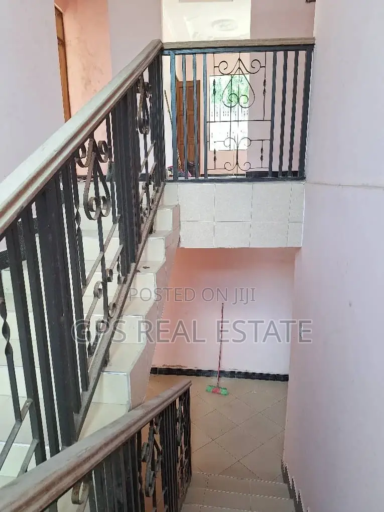 6bdrm House in Kinyerez Kibaga B, Kinondoni for sale