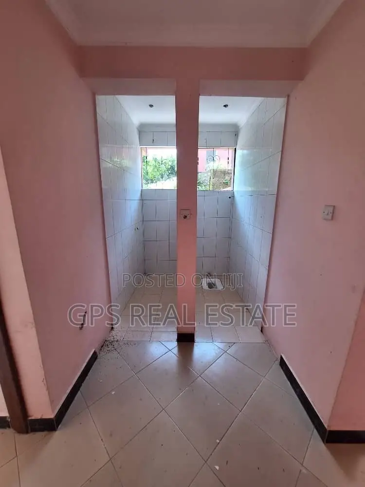 6bdrm House in Kinyerez Kibaga B, Kinondoni for sale