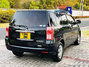 Toyota Raum 2011 Black