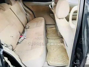 Toyota Raum 2011 Black