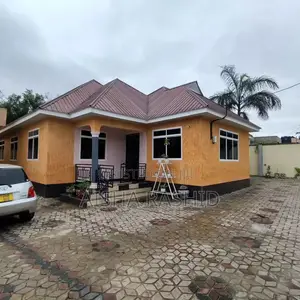 4bdrm House in Kinondoni for rent