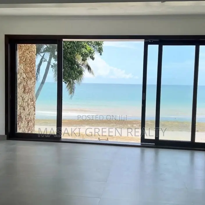 4bdrm Mansion in Bahari Beach, Kinondoni for sale