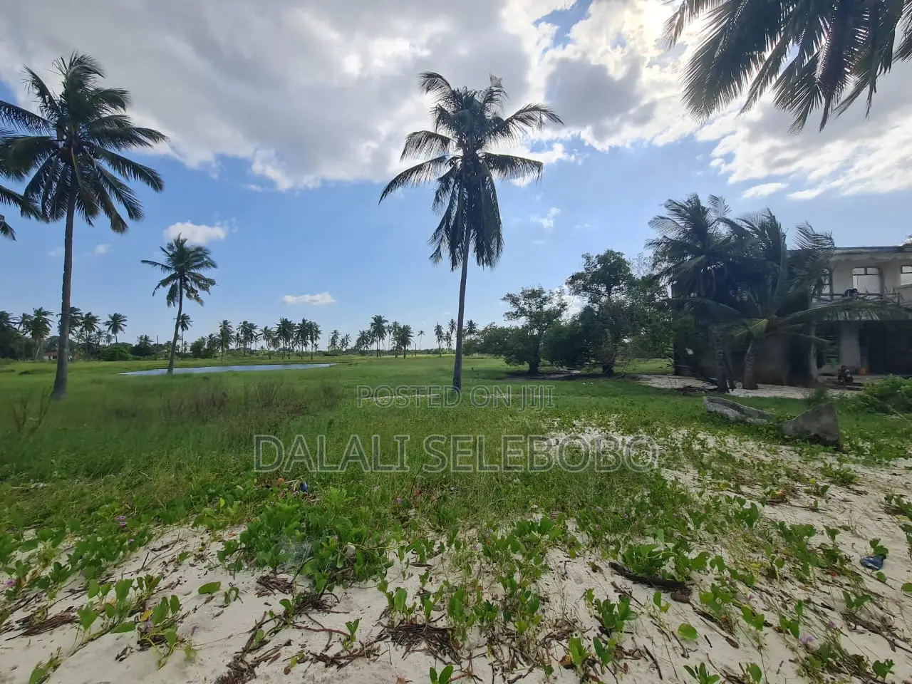 Beach Plot at Bagamoyo Nunge