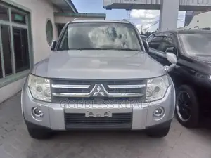 Mitsubishi Pajero 2007 Silver
