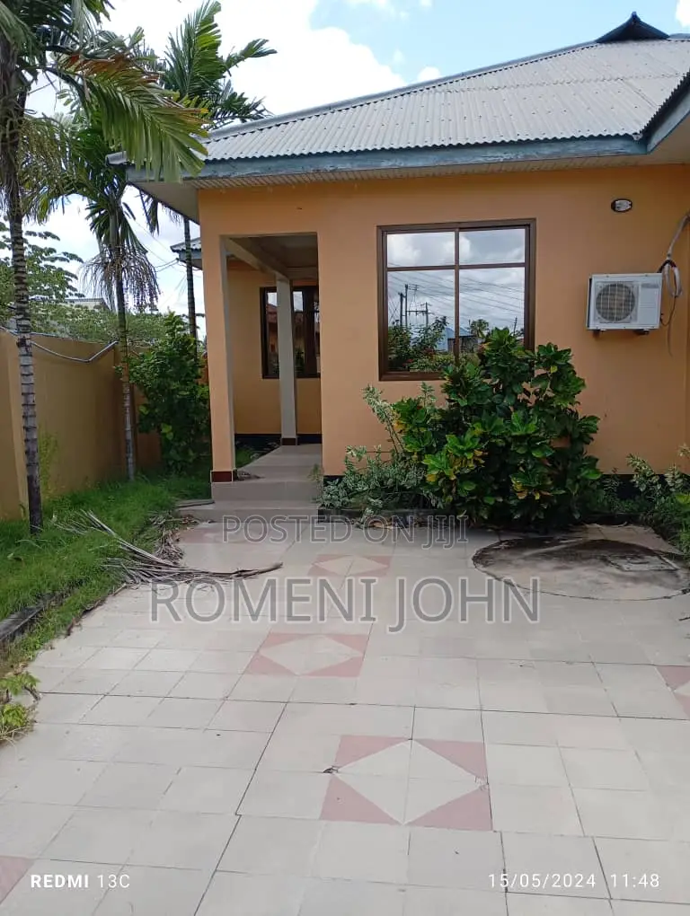 8bdrm House in Tanzania Dsm Kitunda, Ilala for rent