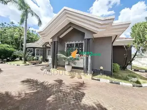 3bdrm Villa in Mikocheni for rent