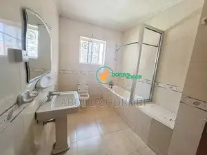 3bdrm Villa in Mikocheni for rent