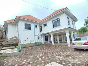 3bdrm Apartment in Kimara for sale