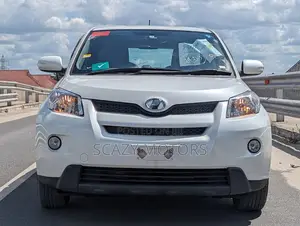 Toyota IST 2007 White