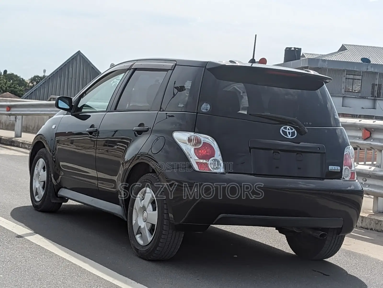 Toyota IST 2003 Black