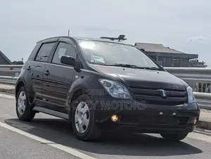 Toyota IST 2003 Black