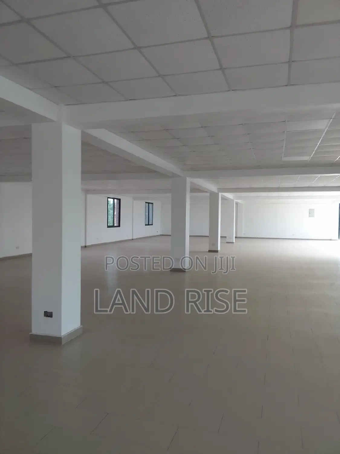 600 SQM Office Space in Makumbusho