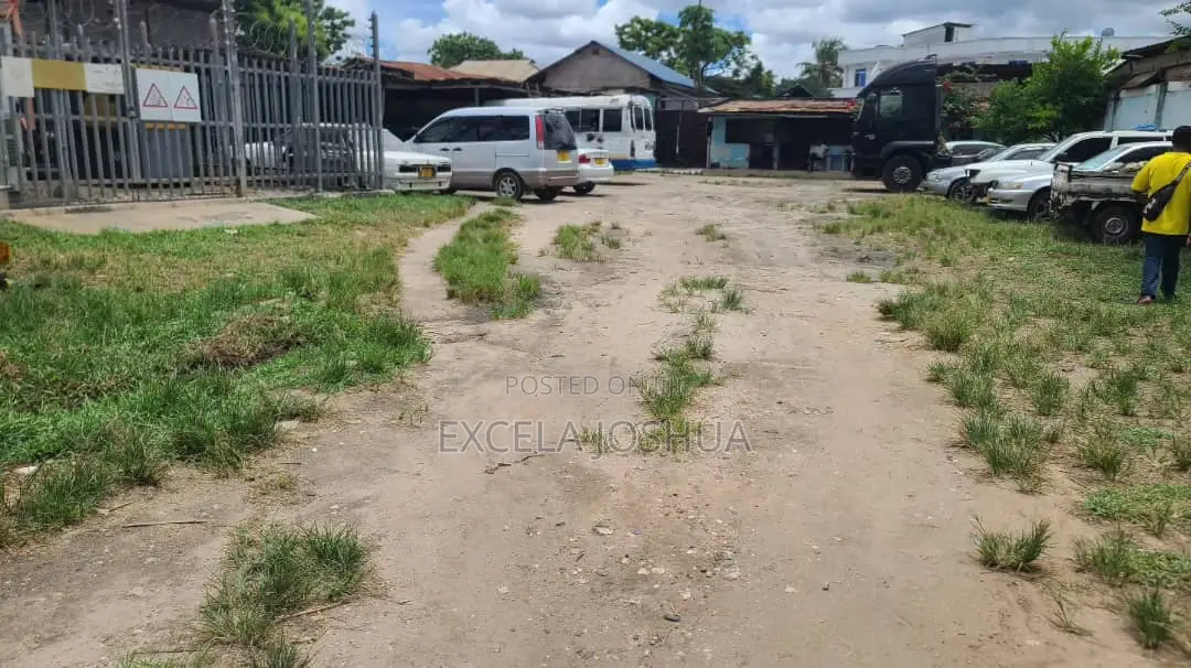 Eneo Linatazama Main Road Linauzwa Magomeni Mataa