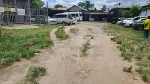 Eneo Linatazama Main Road Linauzwa Magomeni Mataa