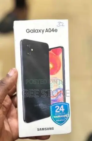 New Samsung Galaxy A04e 32 GB Black