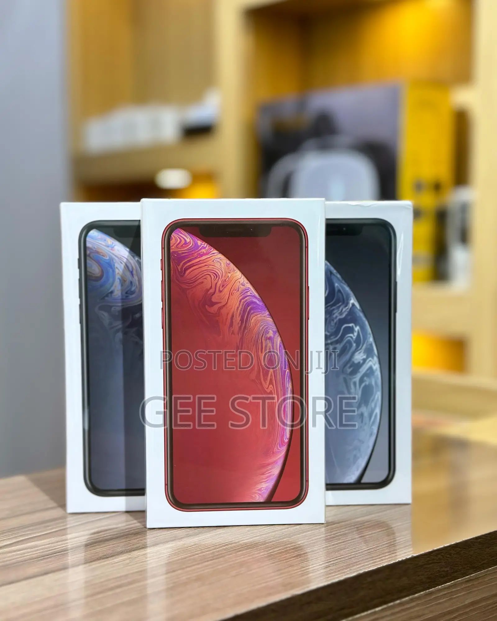 New Apple iPhone XR 64 GB Black